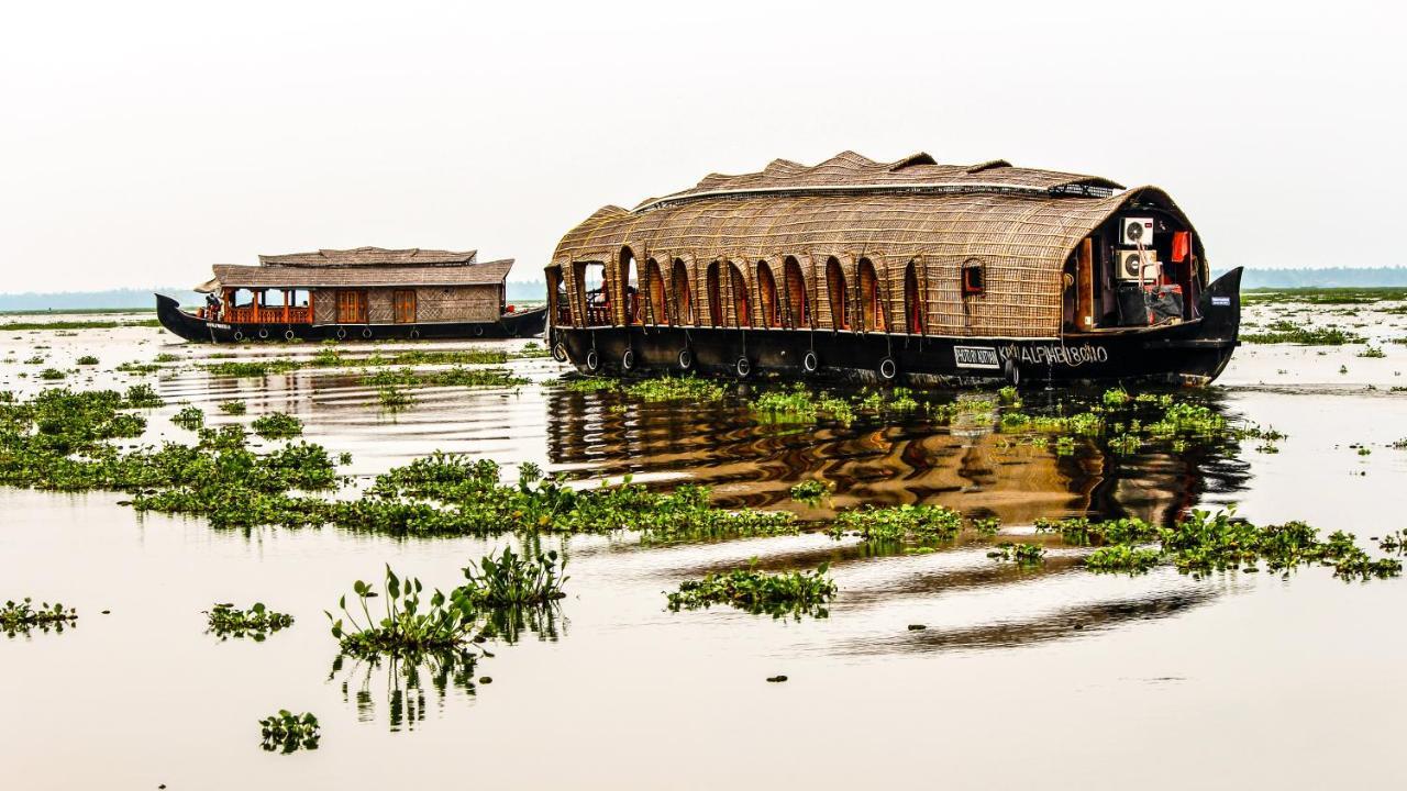 Rajatheeram Beach Homestay & Backwater Cruise Alleppey Alappuzha Exterior foto
